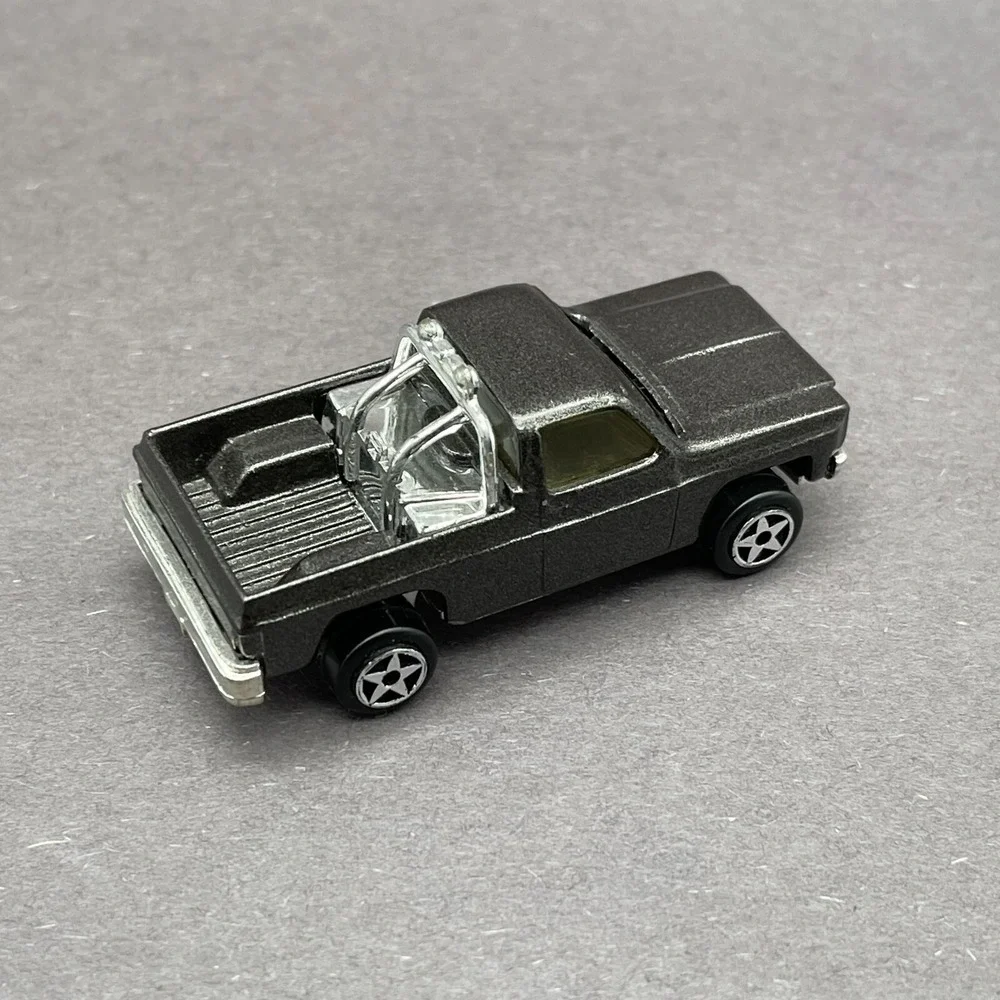 Vintage ERTL Chevrolet Chevy GMC Pickup Truck Metallic Black Diecast 1/64 Scale‎